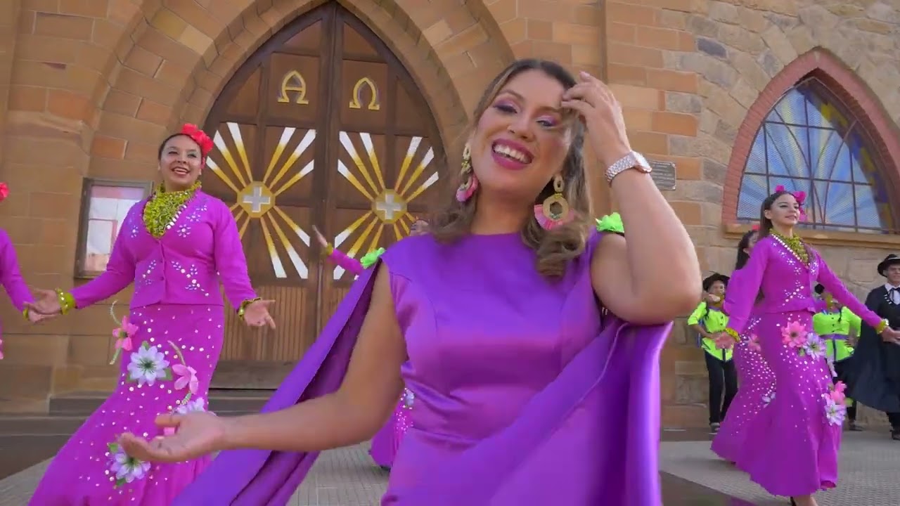Nuestro Santa Cruz- Glendy Villegas.