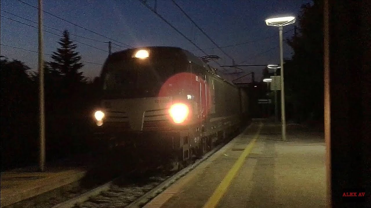 RACCOLTA treni notturni in transito nella stazione di Ariano Irpino