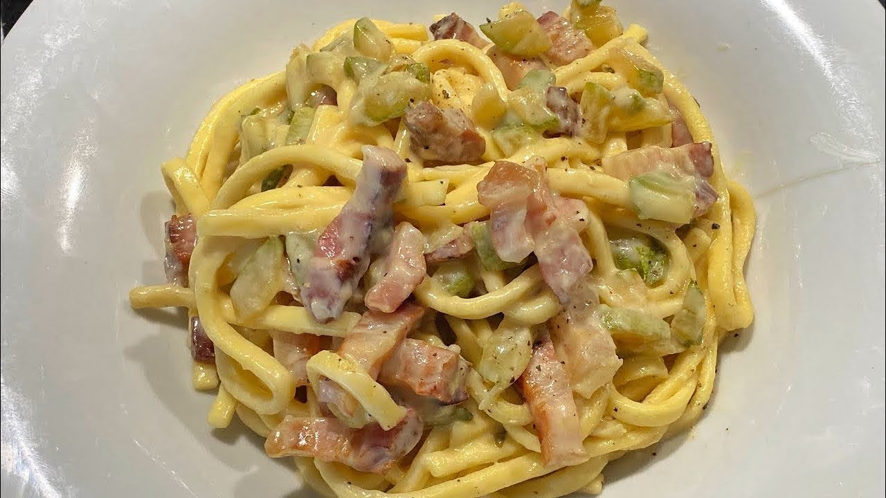 PASTA FRESCA con zucchine e pancetta tesa. La mia versione facile e veloce!