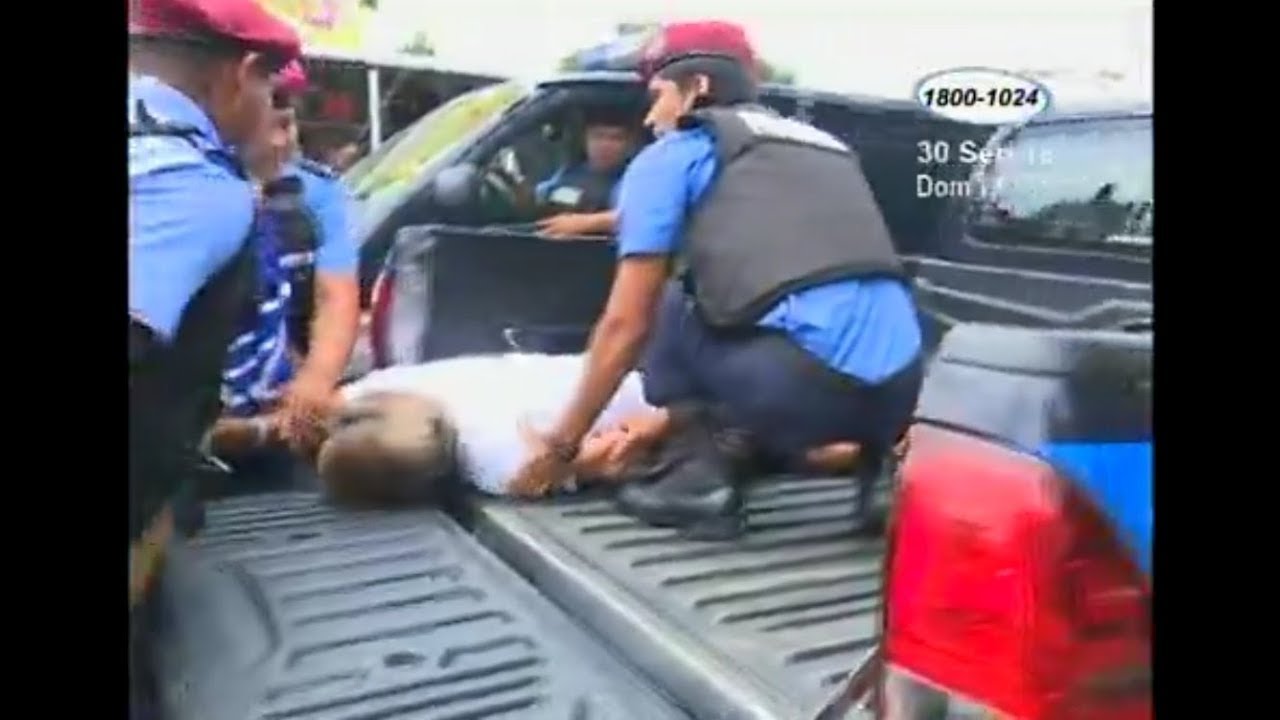 Policía Orteguista detiene violentamente a doña Coquito