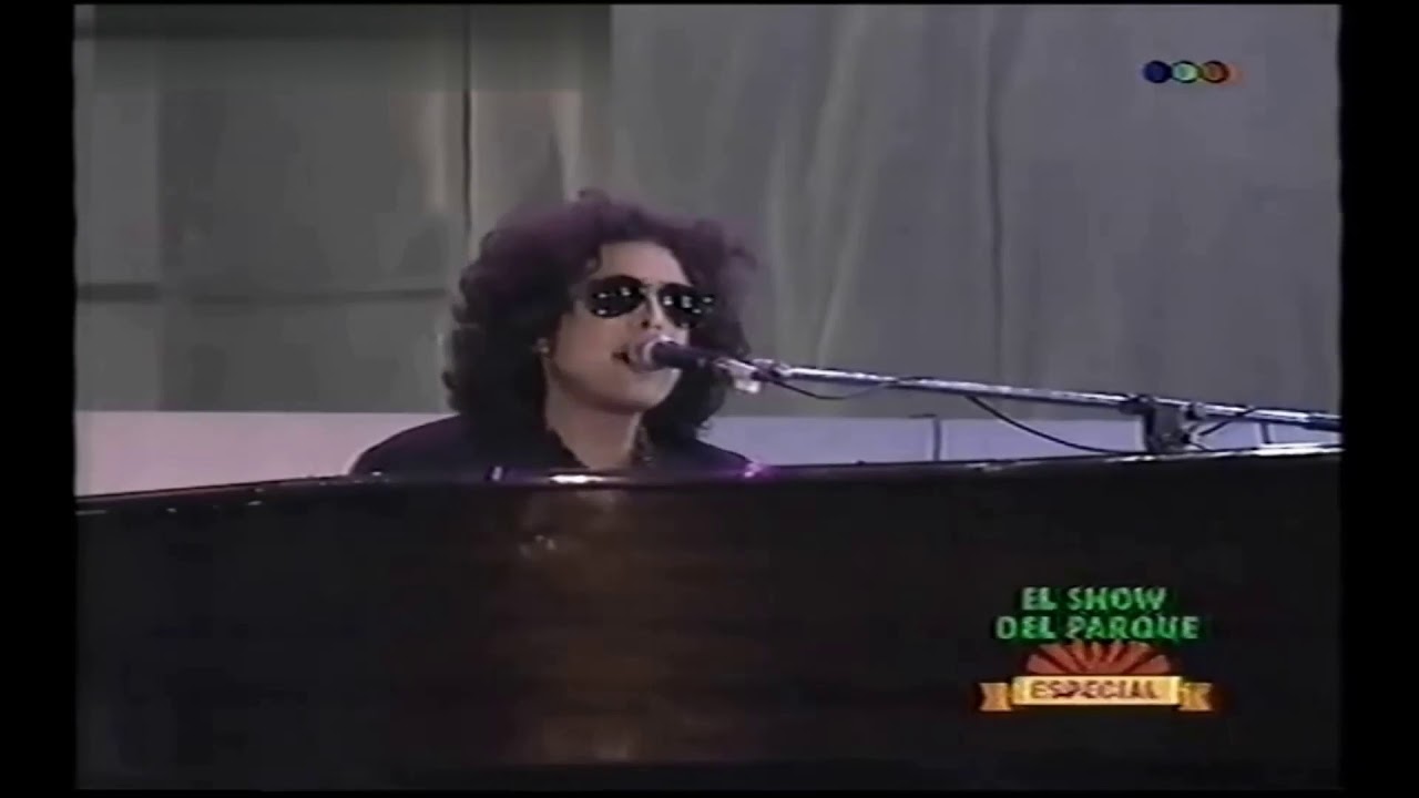 Andrés Calamaro - Media Verónica (en vivo / año 1997)