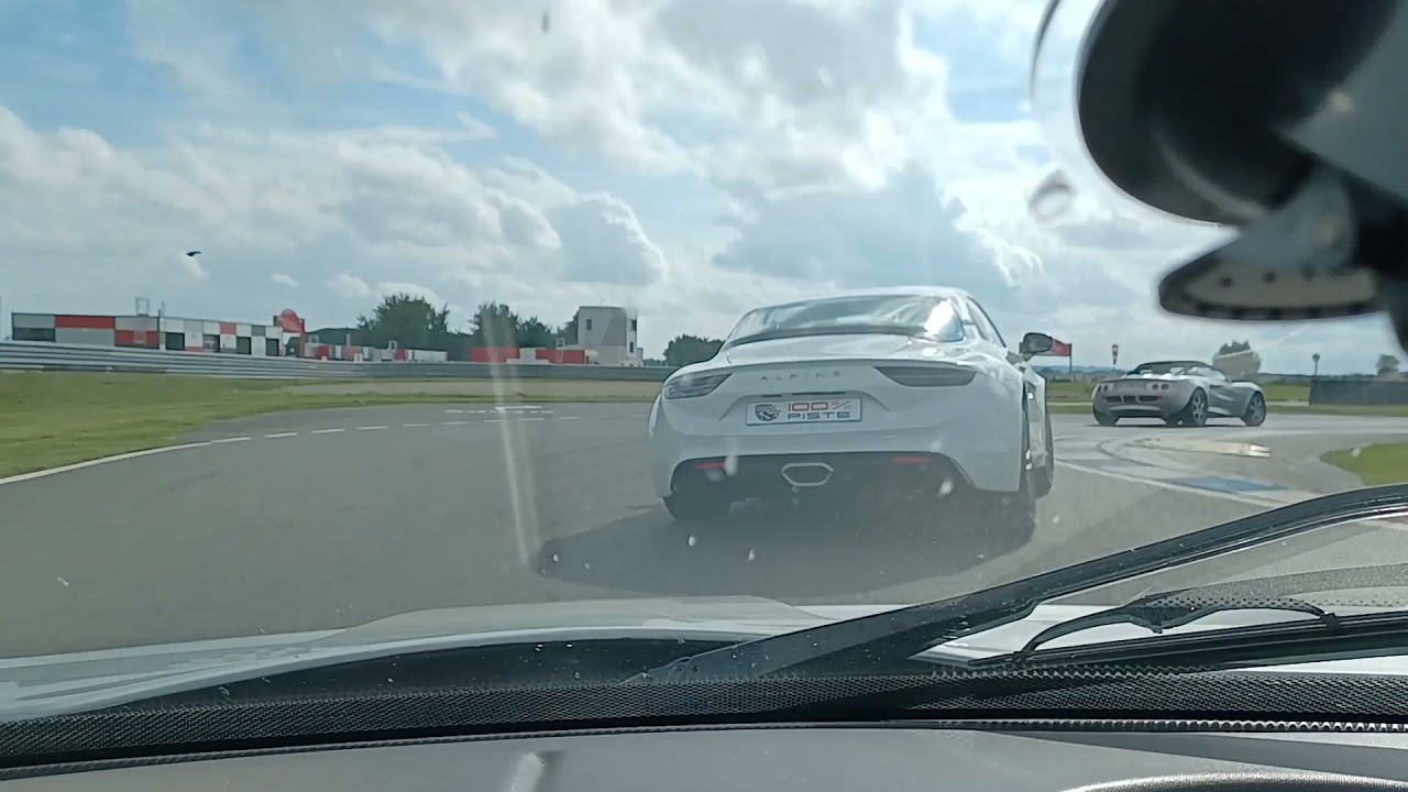 Opel Speedster 2.2  Zabinou la flêche d'argent vs Alpine d'origine Guillaume  , circuit de Clastres