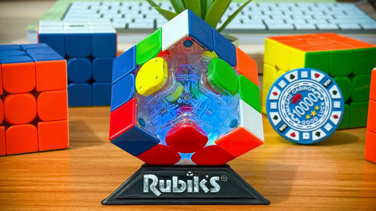 This Rubik&rsquo;s Cube Tracks Your Moves | WeiLong 11 AI 18th Anniversary Edition