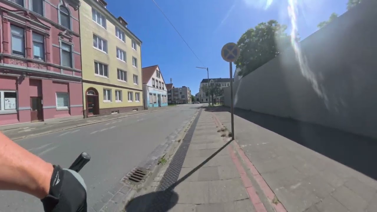 POV Biketour durchs Goetheviertel, Gaußstr. zum Mecklenburger Weg in Bremerhaven [8K]
