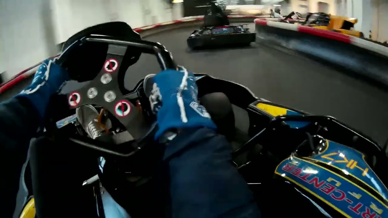 Kart Arena Erfurt mit Sicherheitsunterweisung D1 blaue Flaggen Fehlanzeige