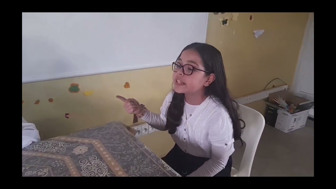 حوار بين  معارض ومؤيد لاستعمال اللغة العربية،لسلمى اد نبلعيد وهدى عواد وعراق عبد الناصر .