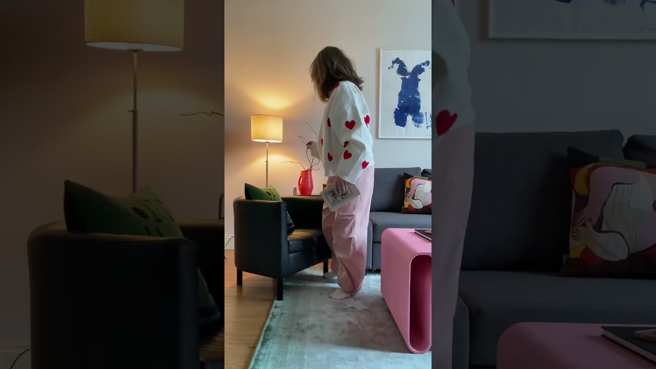 Советская стена в современном интерьере #дизайнеринтерьера#советскаястенка#стенка#винтажнаямебель