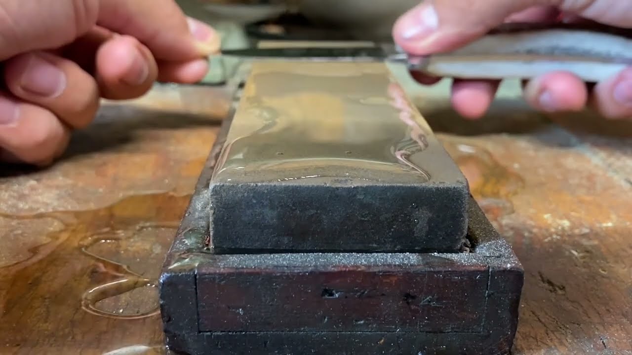 Sharpening a drop point knife