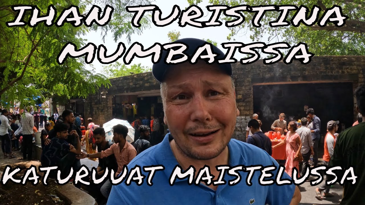 Ihan turistina Mumbaissa katuruokaa syömässä