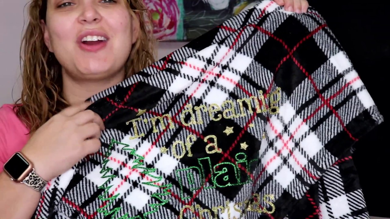 Craftmas Season 2 Episode 44 : How to Apply Heat Transfer Vinyl to a Plush Blanket
