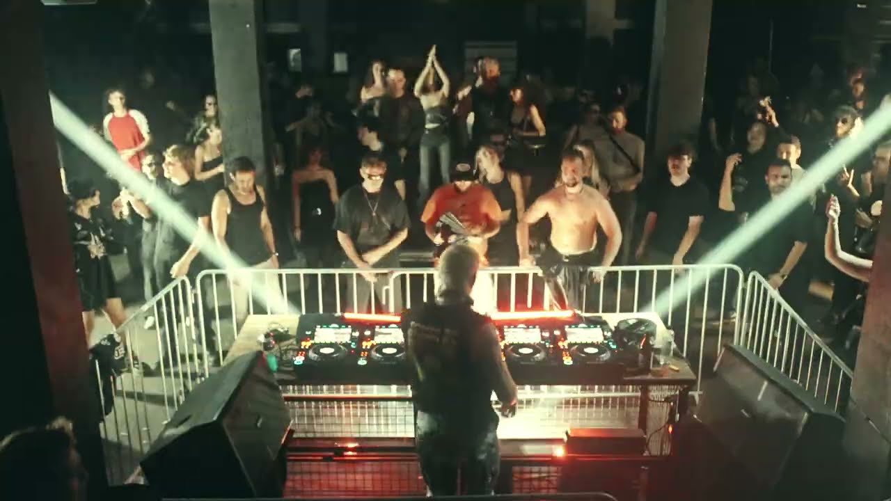 EXCLUSIVE RAVE AT CLUB OST - ULTRA SOZIAL  - THAM