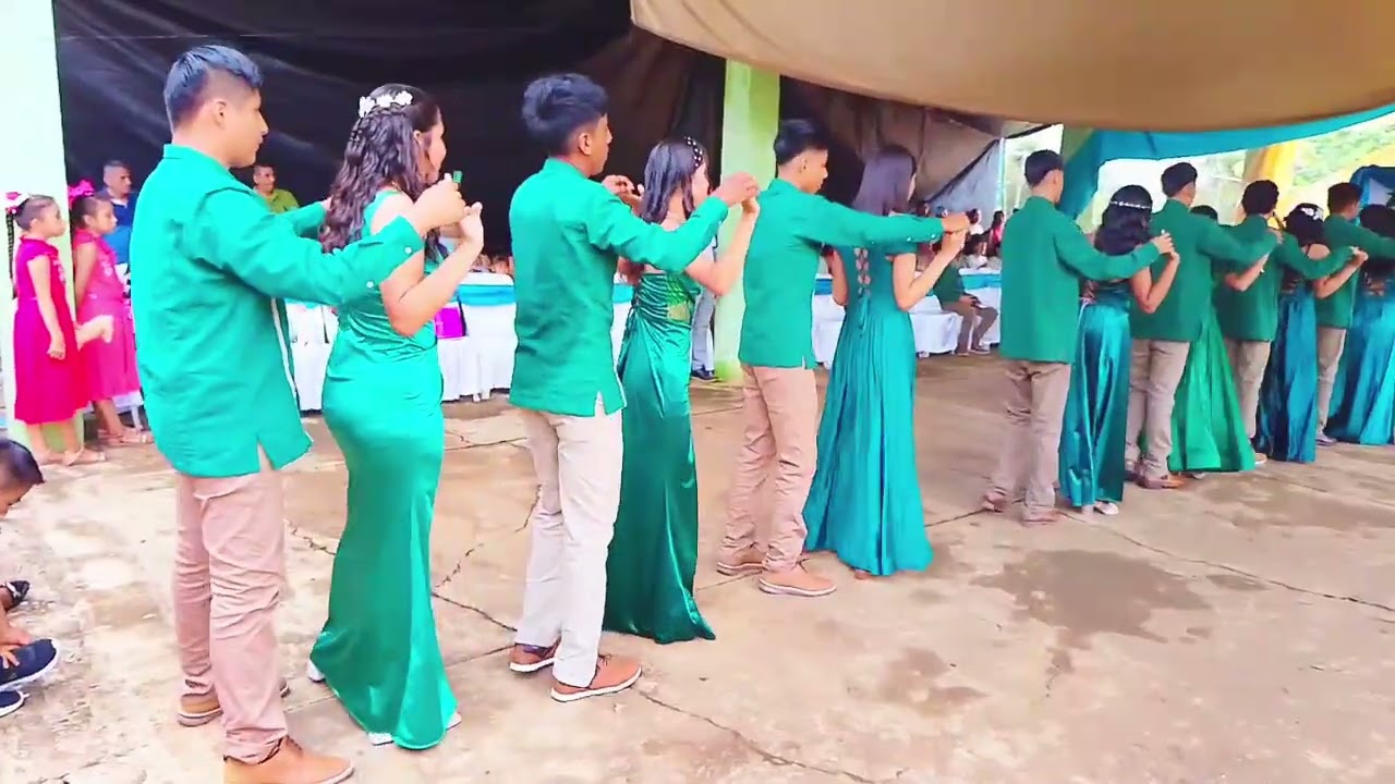 Salida de la telesecundaria Manuel avila camacho