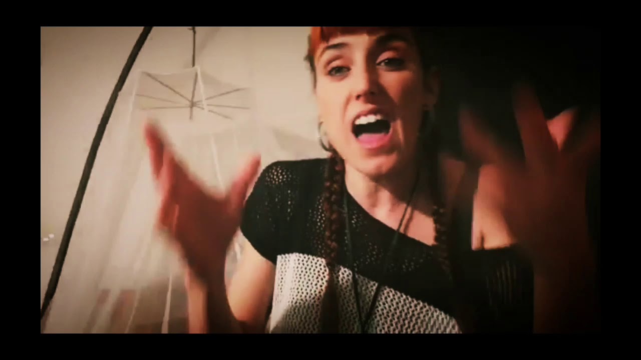 TINTINEA. Mama Fiera. Rap