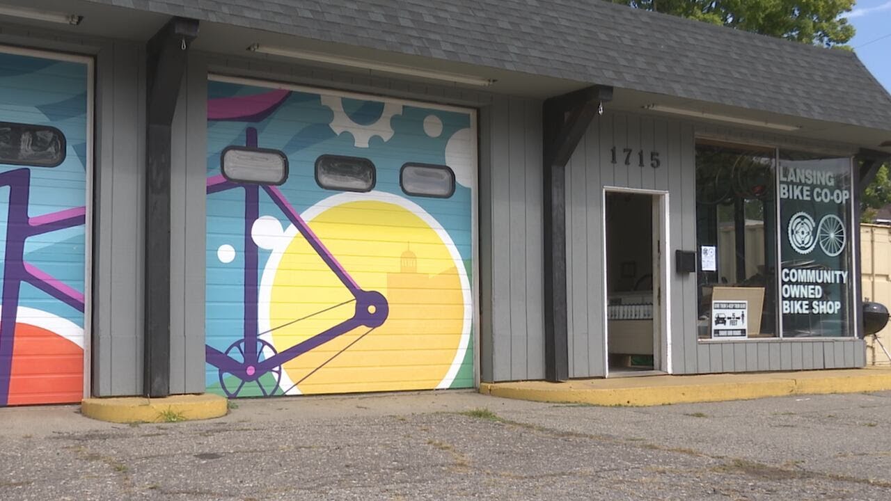 Community sends in donations after vandalism at local bike shop