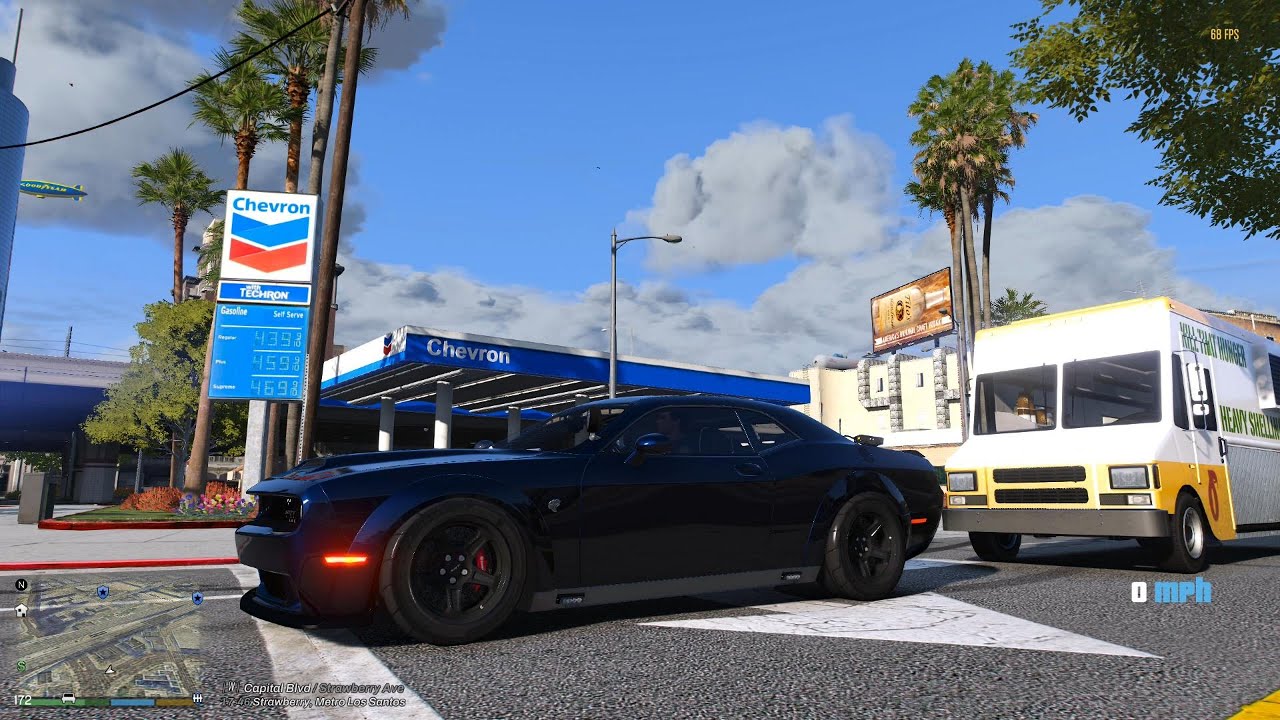 GTA 5 HIGH SPEED POLICE CHASE!! HELLCAT vs 90's MUSTANG!!