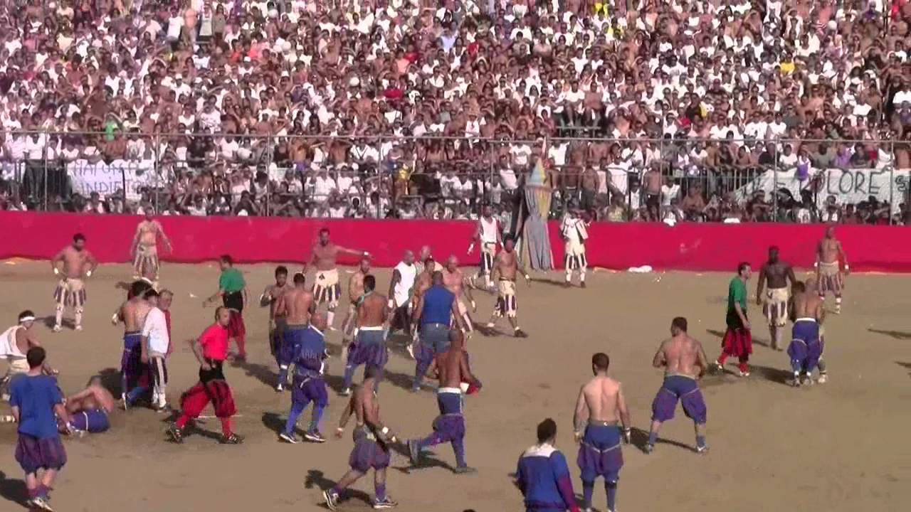 Calcio Storico Fiorentino 2011 Finale Azzurri Santa Croce contro Bianchi Santo Spirito.wmv