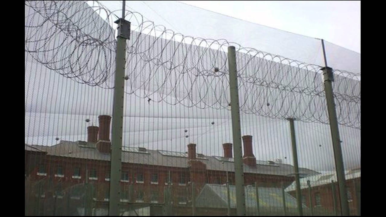 KING AGGI - MINUS 10 - LIVE FROM PRISON 2011