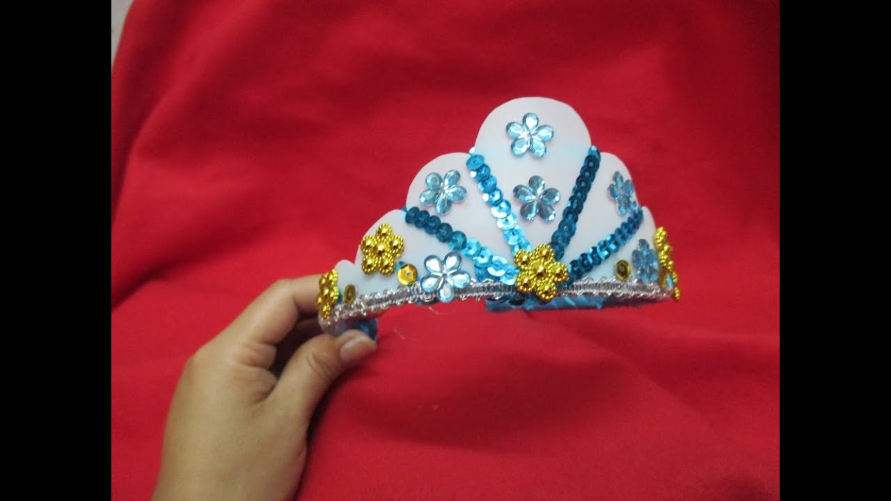 DIY: CORONA DE PRINCESA HECHA DE RECICLAJE