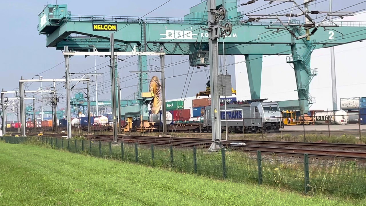 Goederen treinen in de haven van Rotterdam incl METRANS trein laden *Typhoon-4K* 18-09-2021