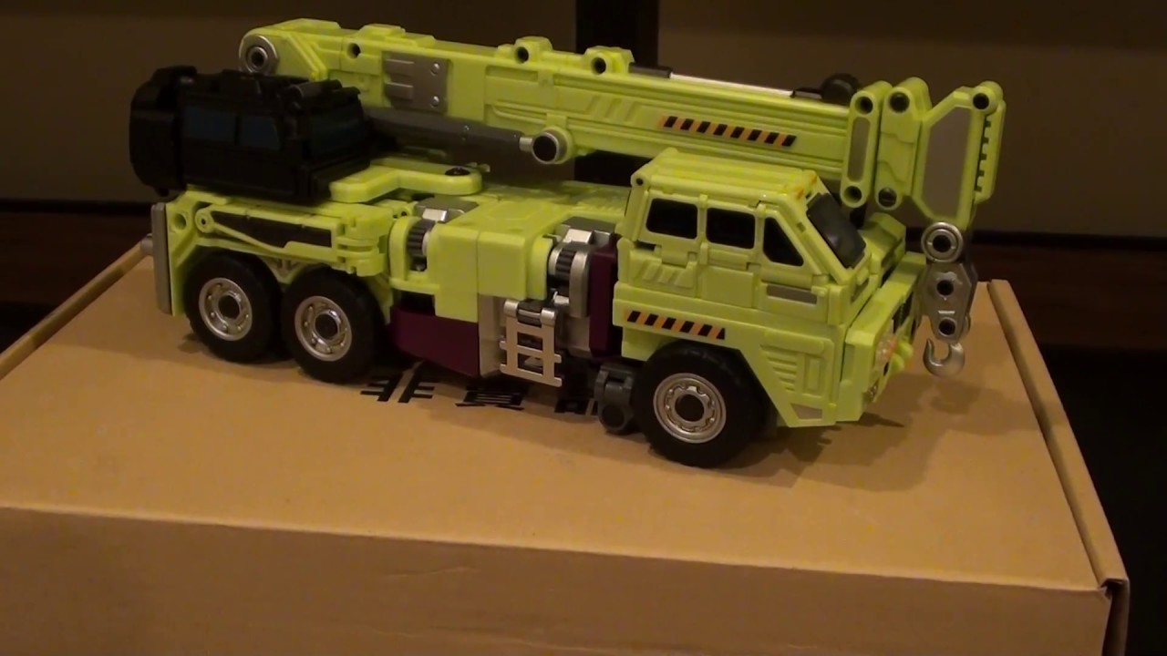 Toy Liberation Episode 66: Generation Toy GT-01F Crane