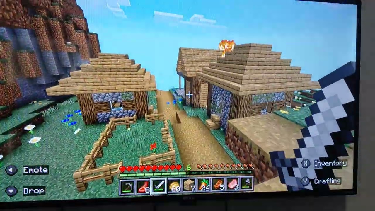 Minecraft I'm playing Minecraft again.