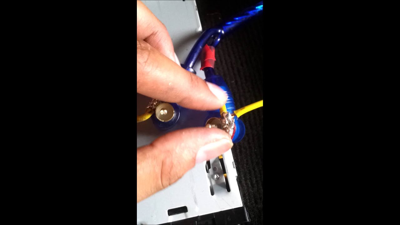 แก้เสียงหวีดของเครื่องเสียงรถยนต์  (เสียงดังตามการเหยียบคันเร่งของเครื่องยนต์ออกมาที่ลำโพง)