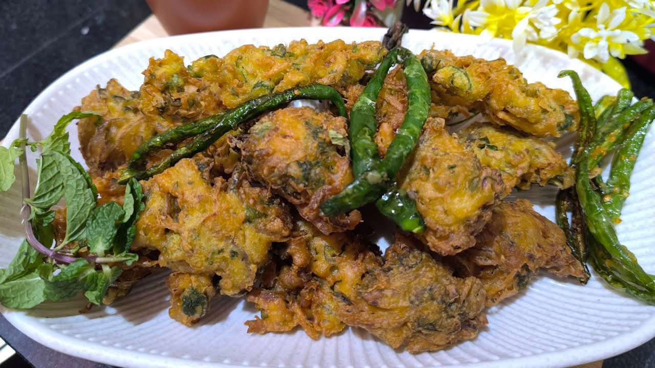 Kanda Bhaji Recipe | Onion Pakoda Recipe | Pyaz Ke Pakode | Tasty and Spicy 