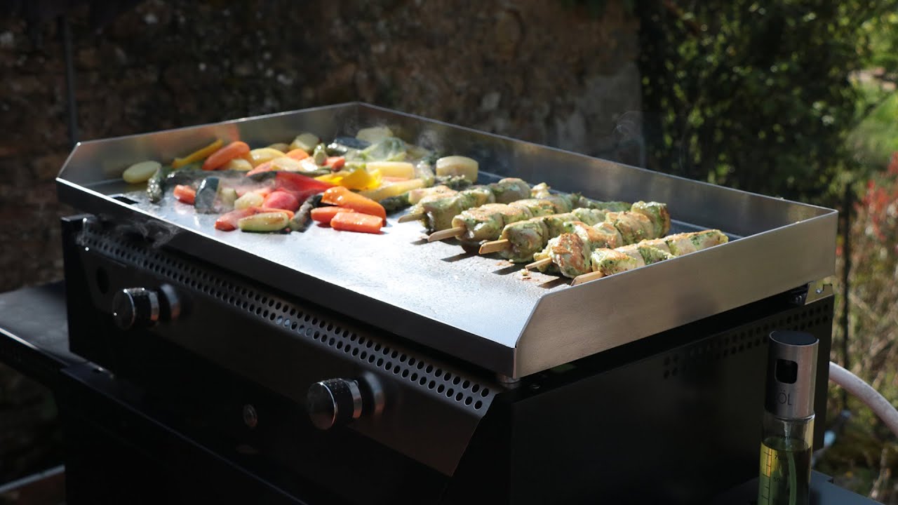 La plancha Rainbow en acier au chrome dur et au gaz de Simogas à Barcelone