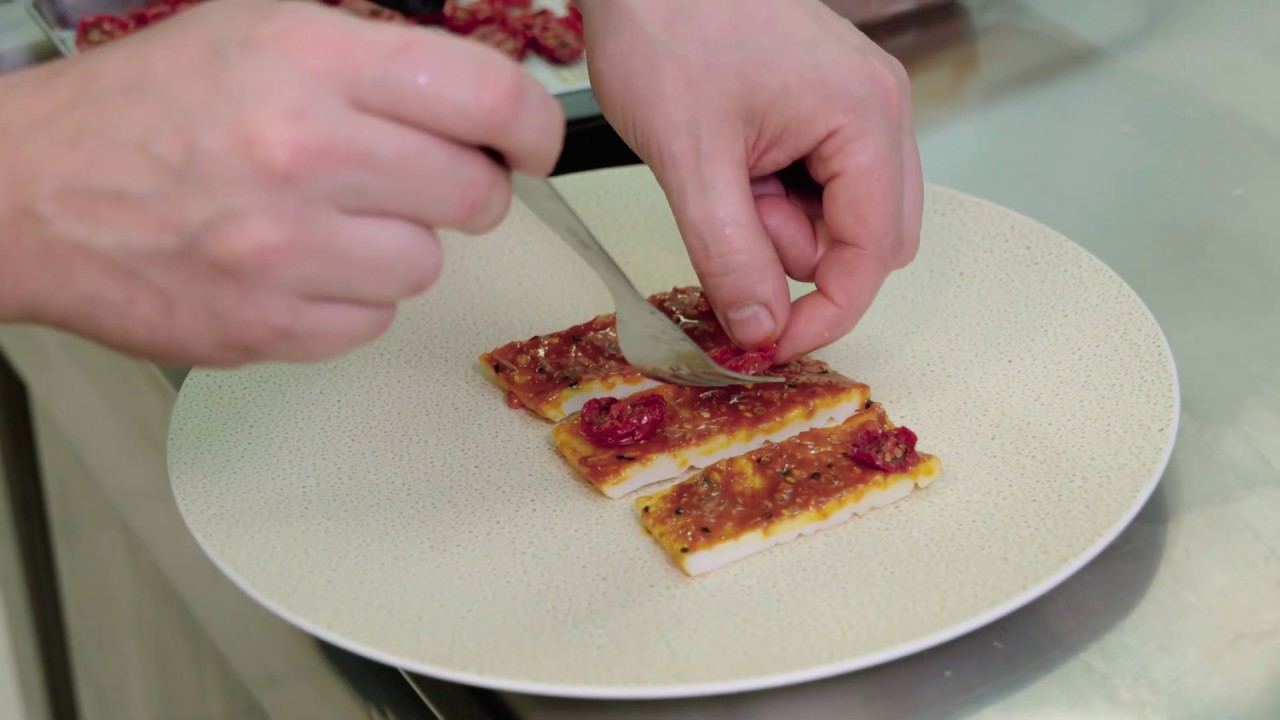 Recette de Calamars grillés à la Thaï par le Chef étoilé et MOF Frédéric Simonin
