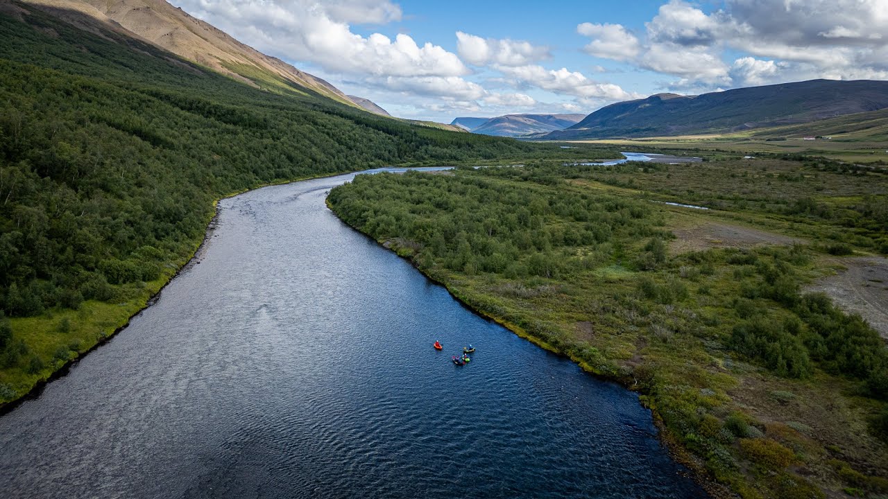 Peaceful Packrafting on the Fnjóská River | 10 Minutes of Pure Icelandic Nature