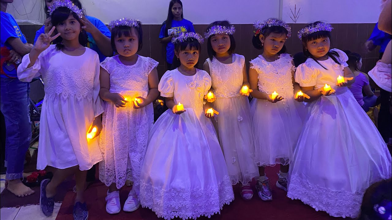 Tarian Seribu lilin peraembahan sekolah minggu GBI Mawar Saron Harapan Indah