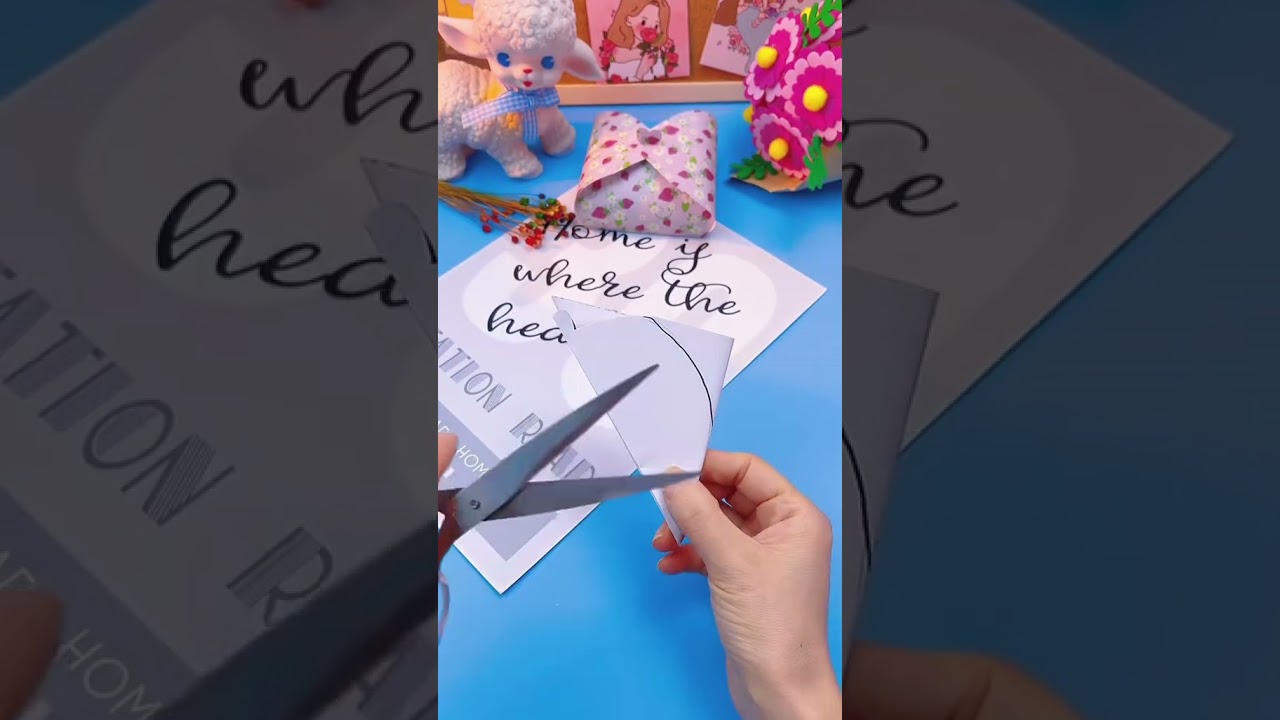 Tips cara membuat bungkus kado yang viral dan simple #Shorts