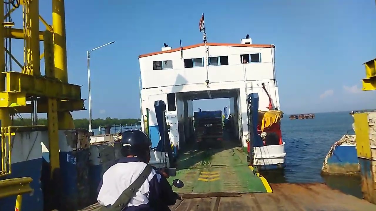 kapal fery dr kota baru k batu licin,,, joos