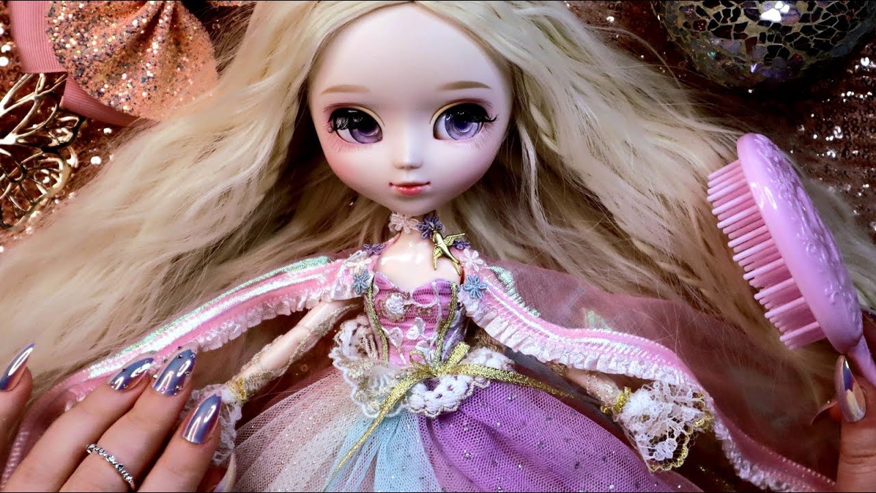 ASMR Princess Doll Hair Brushing & Gentle Clothes Scratching ✨ Pullip Eirene 💋 Inaudible Whispering
