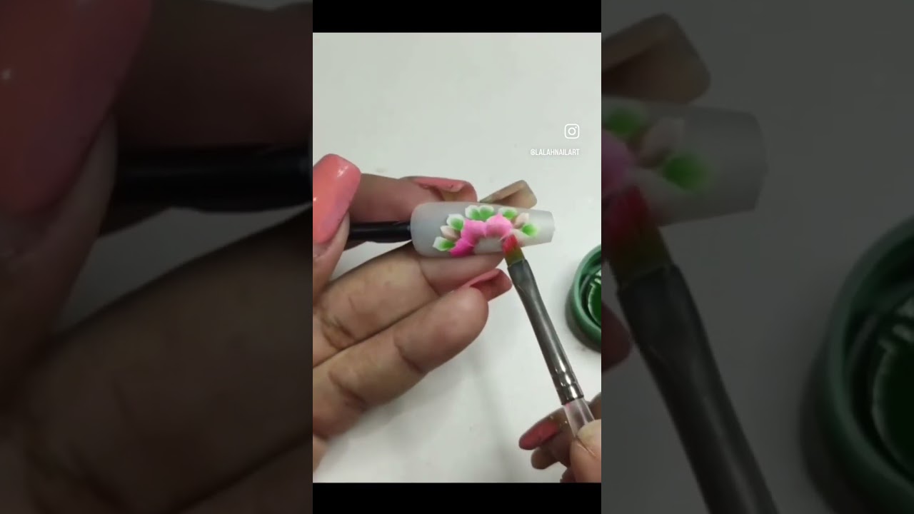 Flor em carga dupla neon #unhasdecoradas