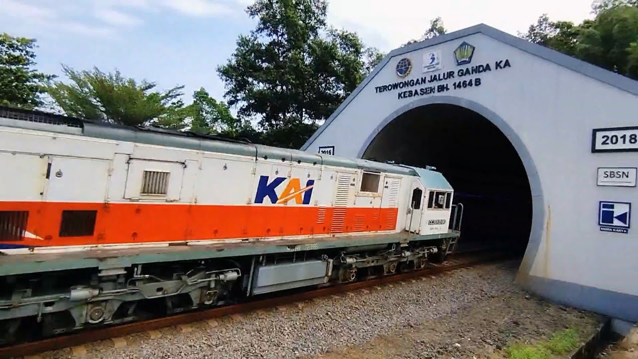 HUNTING TROWONGAN EPIC‼️KOMPILASI KERETA API PANJANG BERPAPASAN DI JALUR GANDA C3