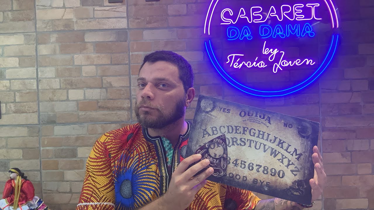 O tabuleiro da dama responde:Ele(a) deseja fazer amor com você?