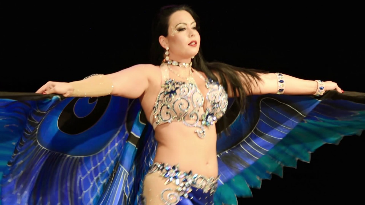 Suraiya of Poland - Isis Wings  NEW
