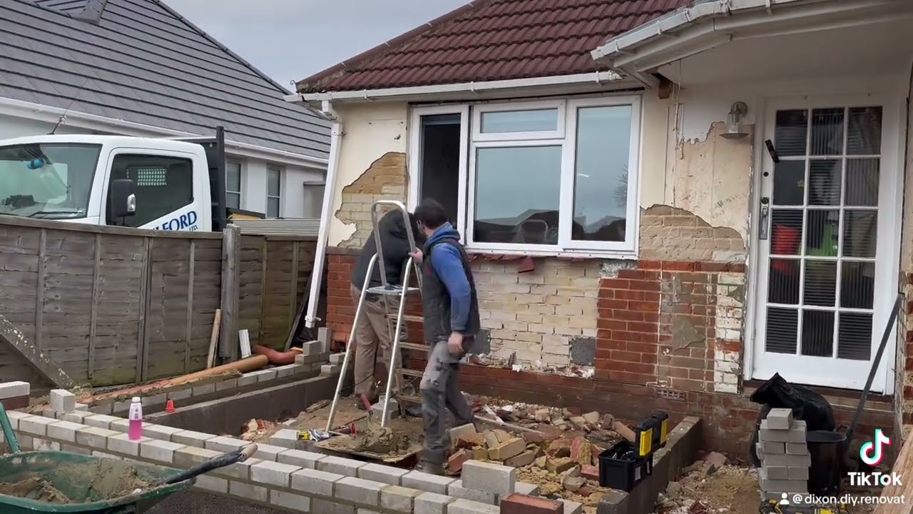 Brick laying - small extension 