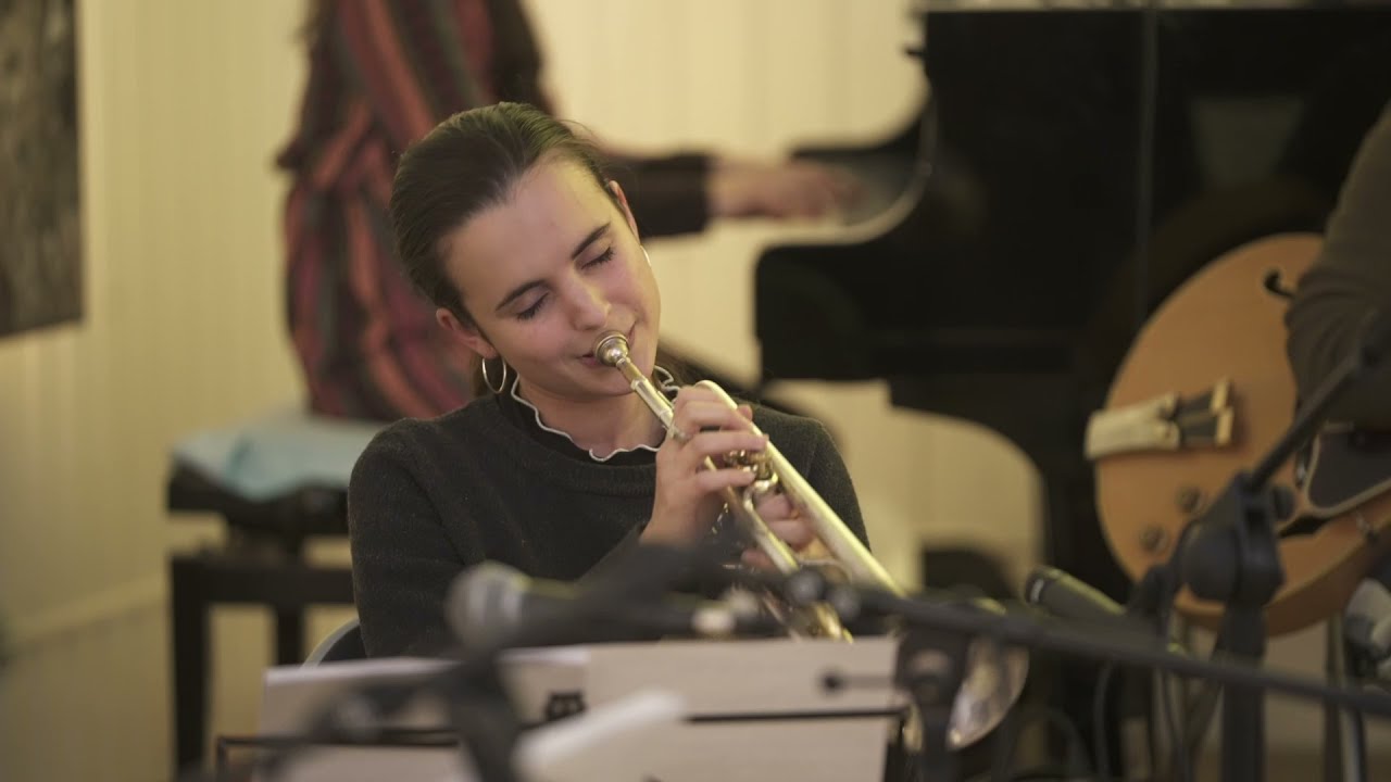 Clasijazz Valparaíso Big Band -  Long Yellow Road (Toshiko Akiyoshi)