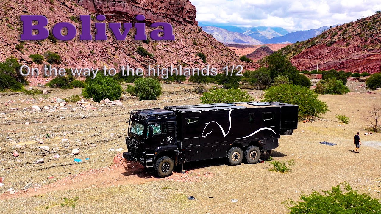 On the way to the highlands • Expedition vehicle • World trip