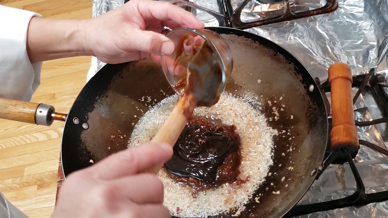 Cách làm tương dùng cho vịt quay mở phanh bụng và heo sữa/Roast duck sauce