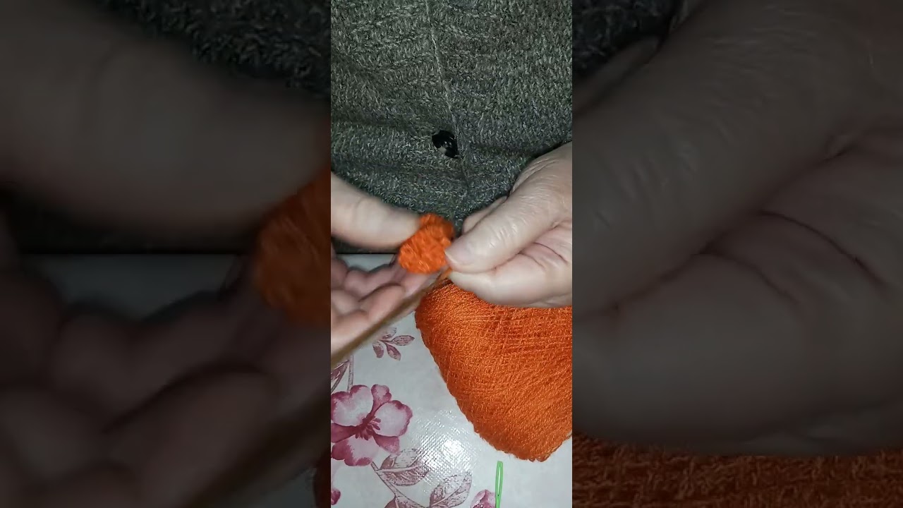 جوارب بالكروشي
