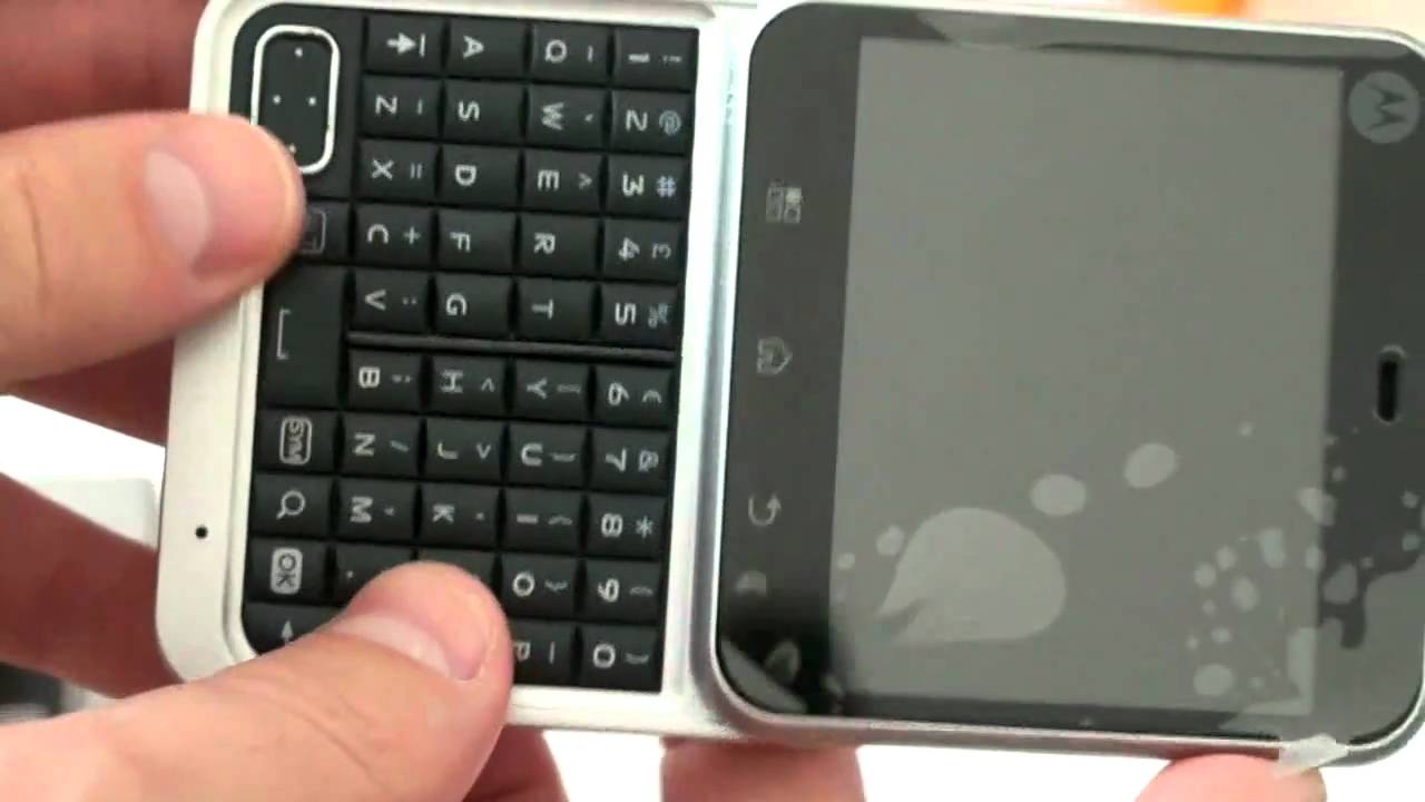 Motorola FLIPOUT Unboxing