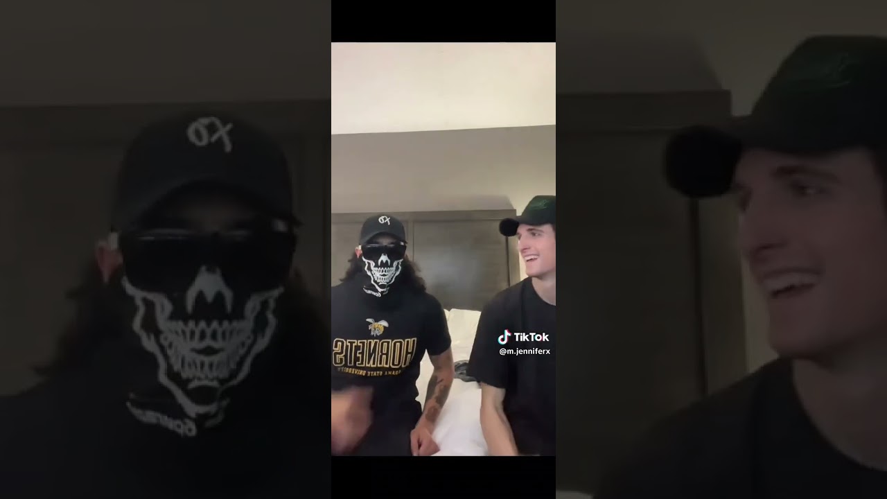 Archer TikTok Live In Chicago 
