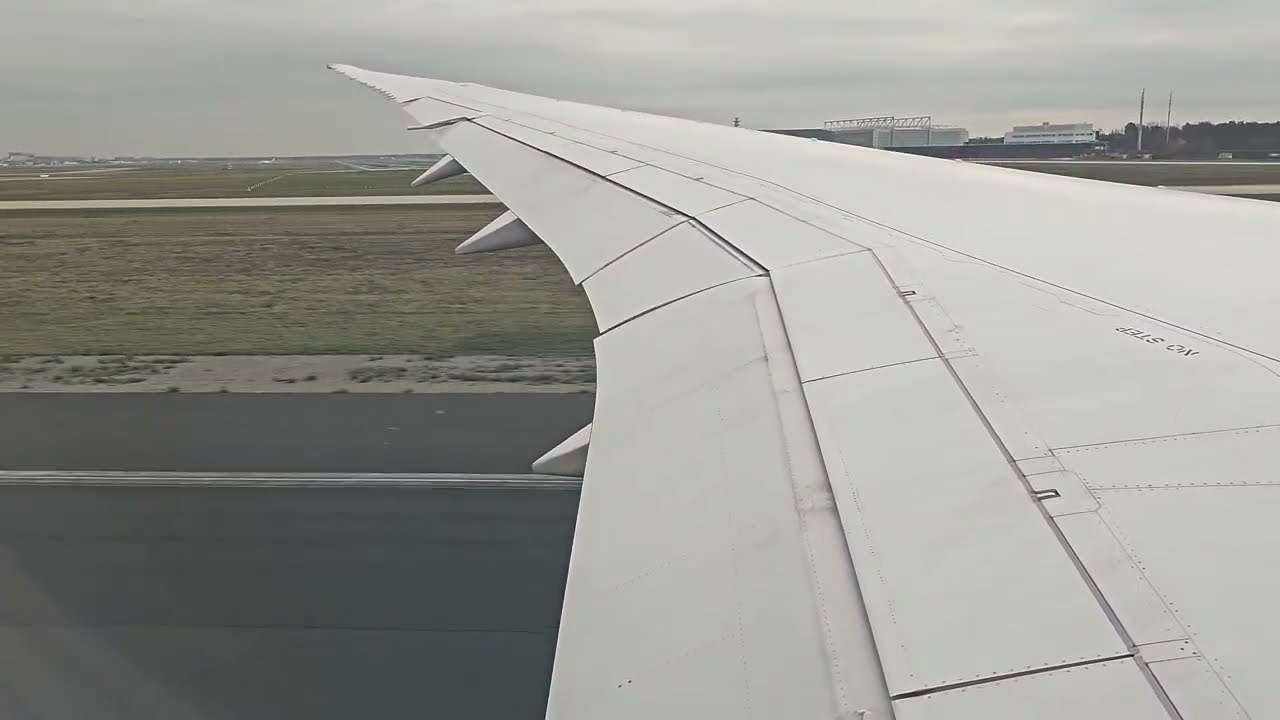Etihad Boeing 787-10 Dreamliner Takeoff Frankfurt Wing/Flaps View 4k60