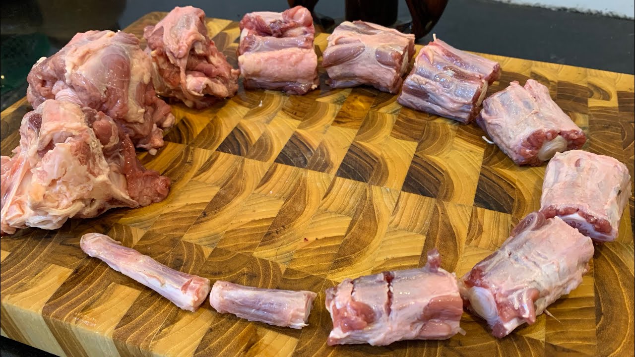 One of my favorite cooking is oxtail soups 