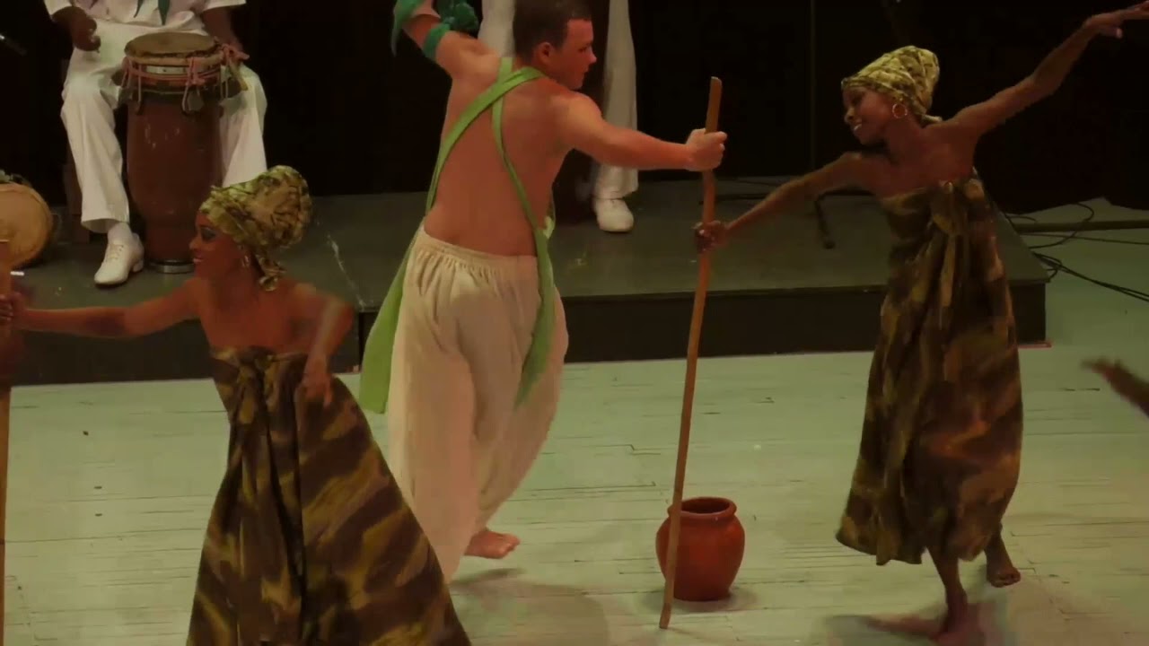 Daomeñó y Tumba Francesa. Conjunto Folklórico Nacional de Cuba.