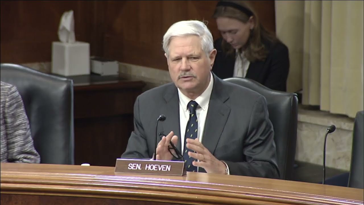 Senator Hoeven Seeks ENR Approval for Bill to Maintain Wild Horses at TRNP
