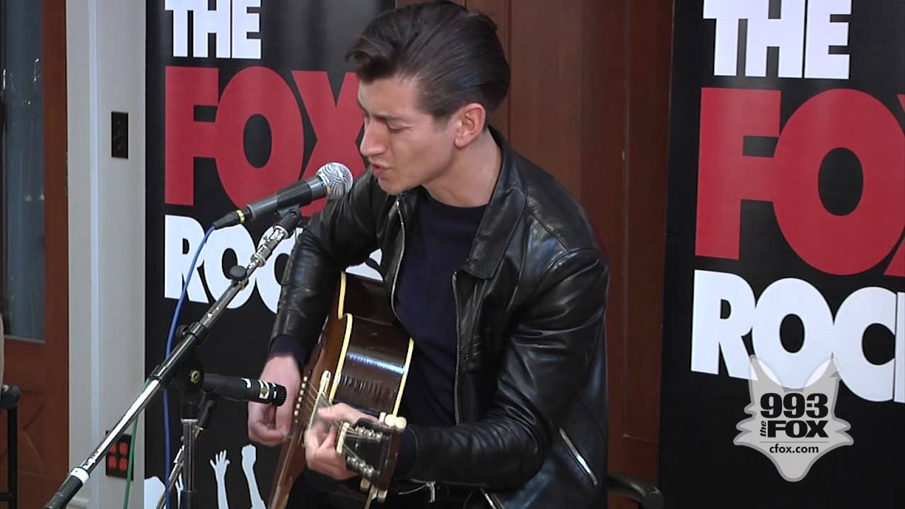 Arctic Monkeys - Reckless Serenade (Fox Uninvited Guest)